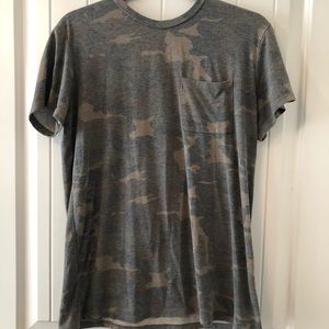 Camo t-shirt